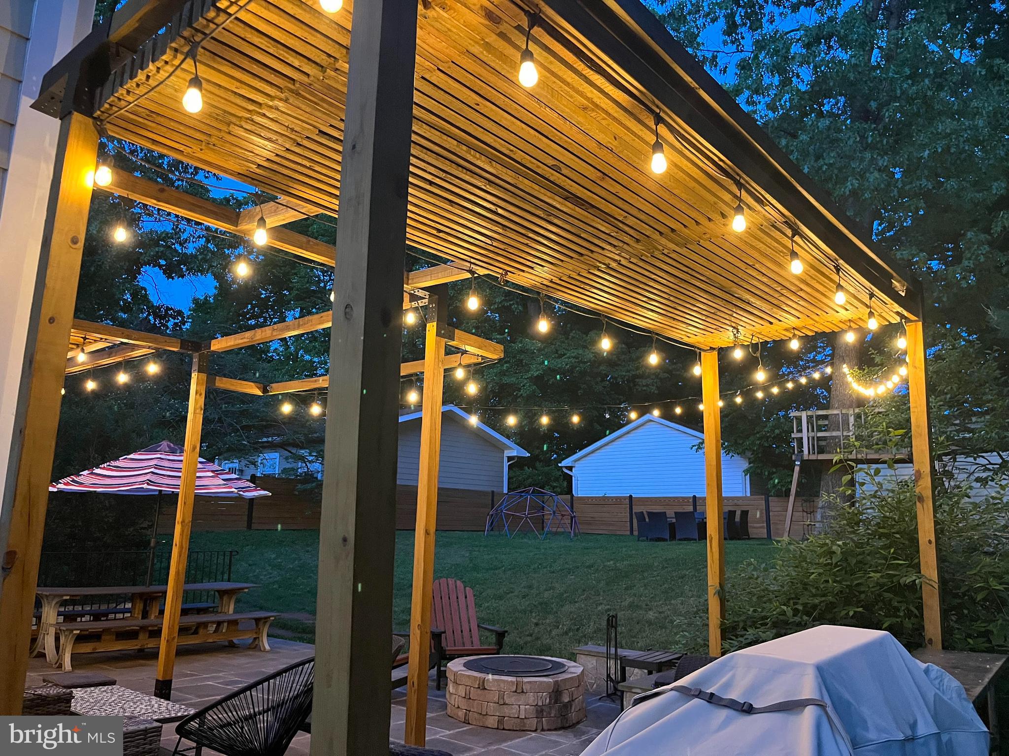 KINGCREST - Residential Lease