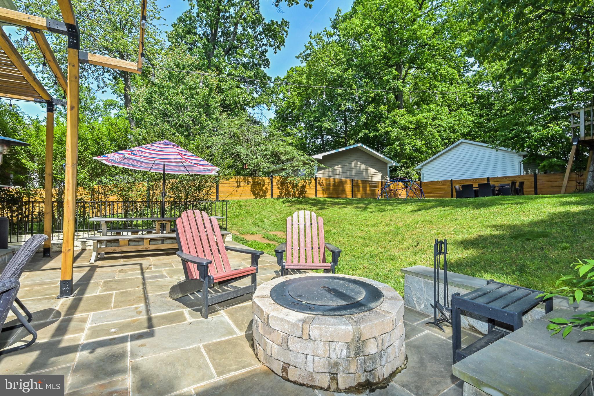 KINGCREST - Residential Lease