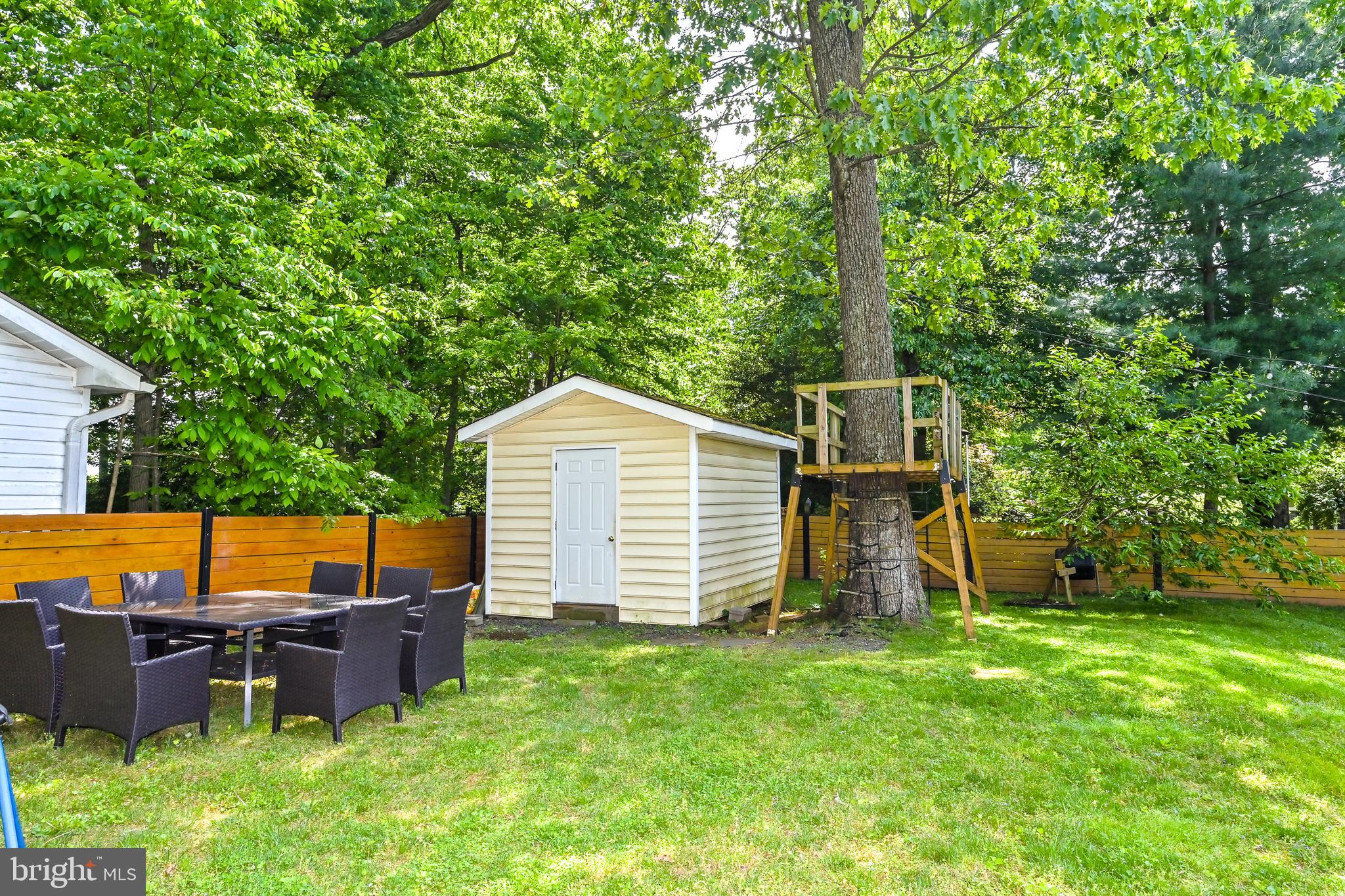 KINGCREST - Residential Lease