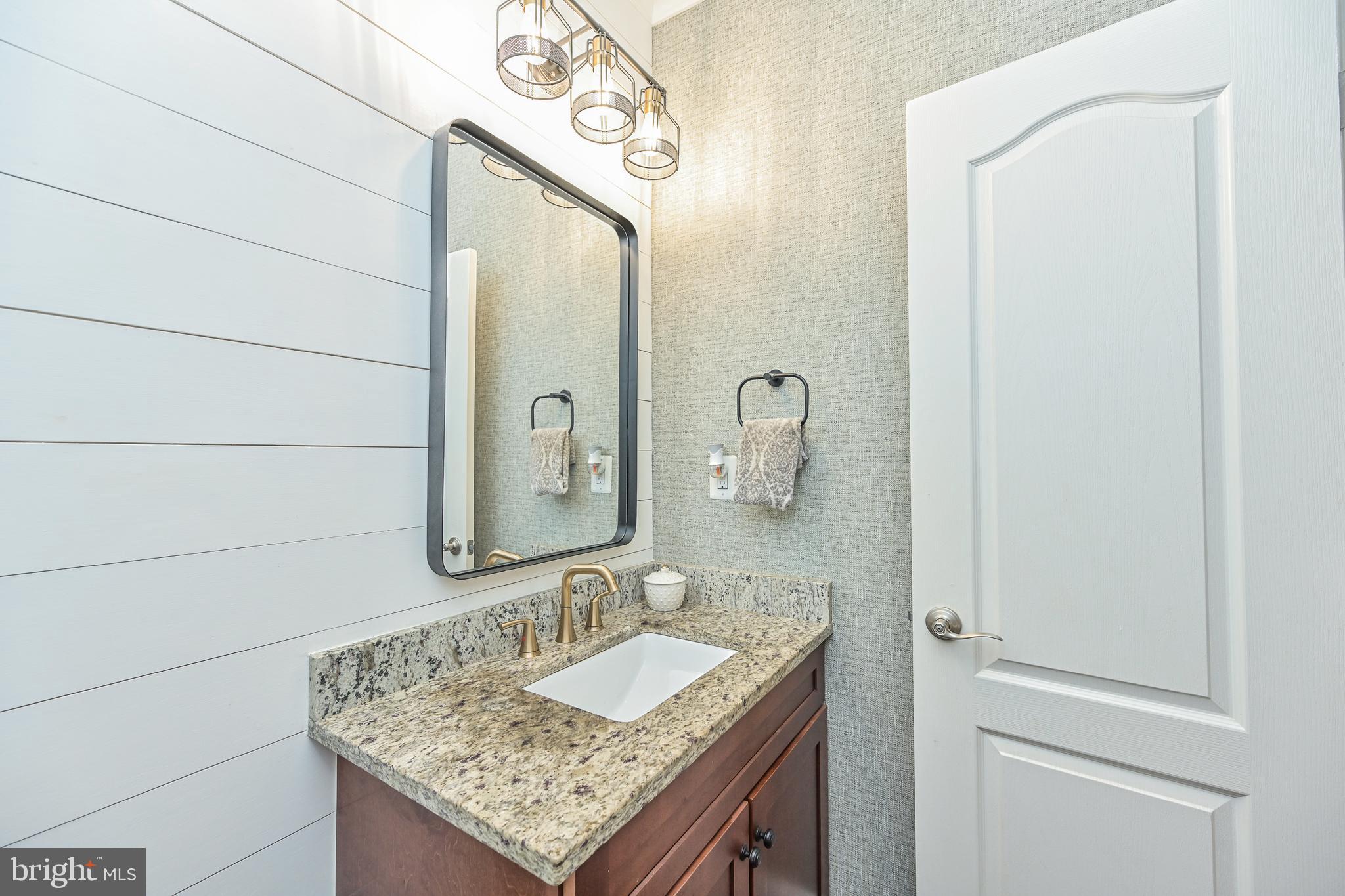 KINGCREST - Residential Lease