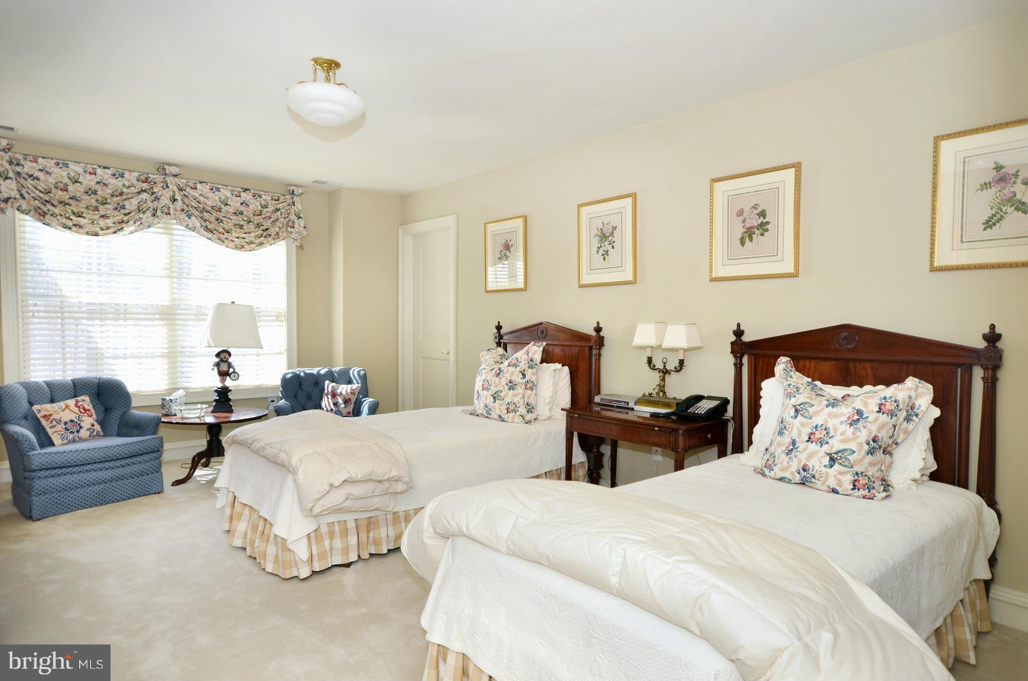 VELVET VALLEY - Residential