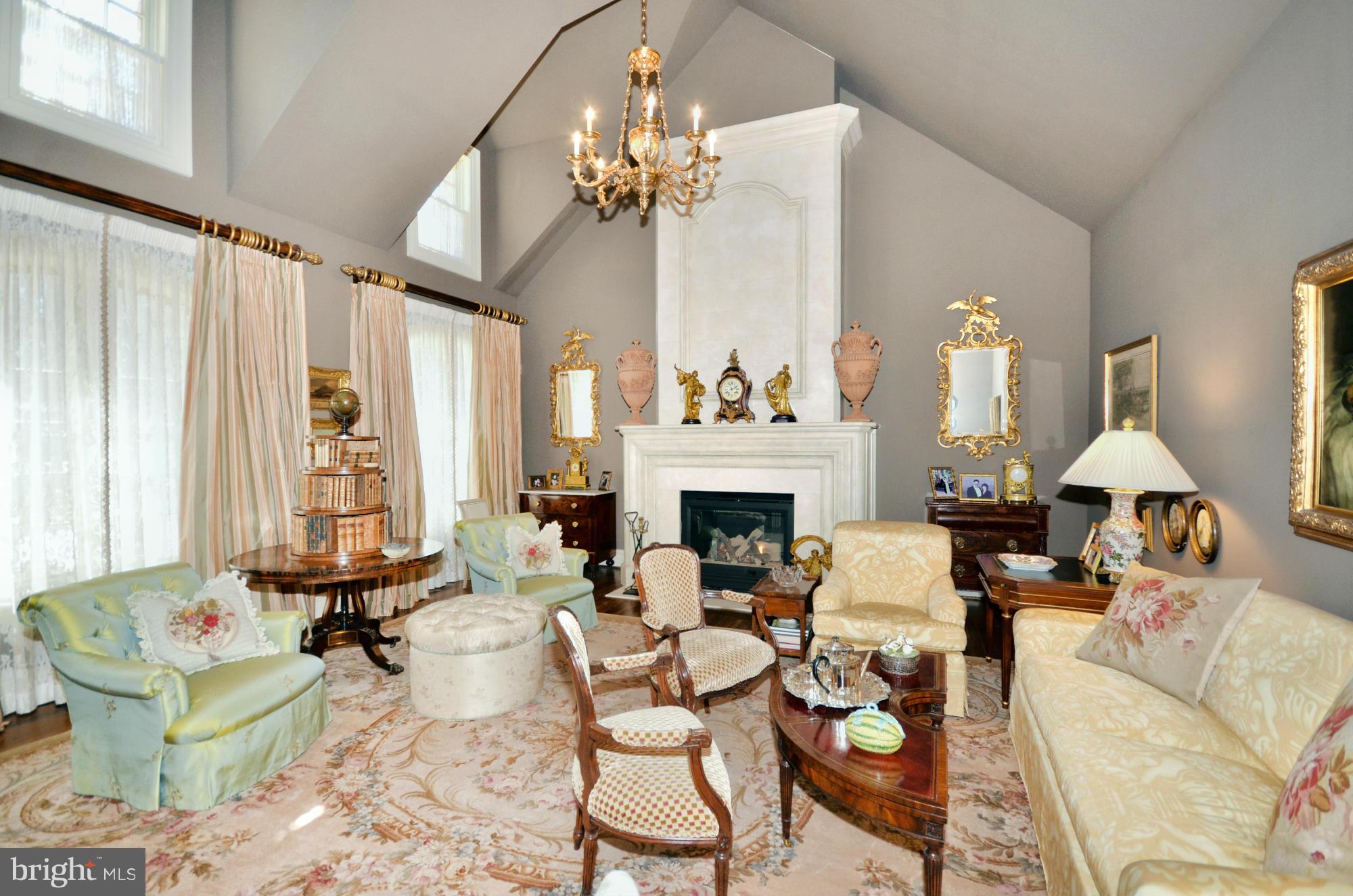 VELVET VALLEY - Residential