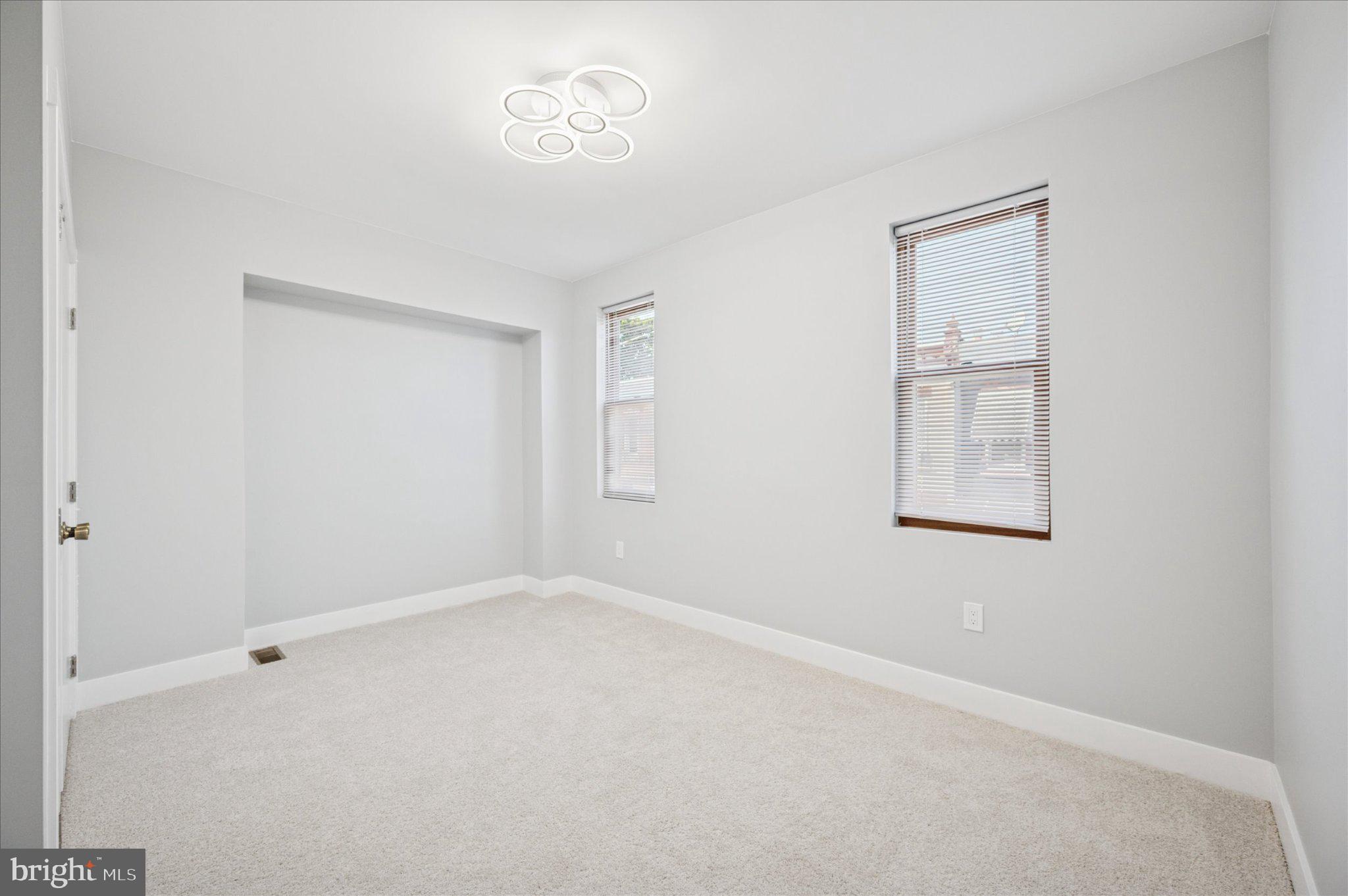 PHILADELPHIA - Residential