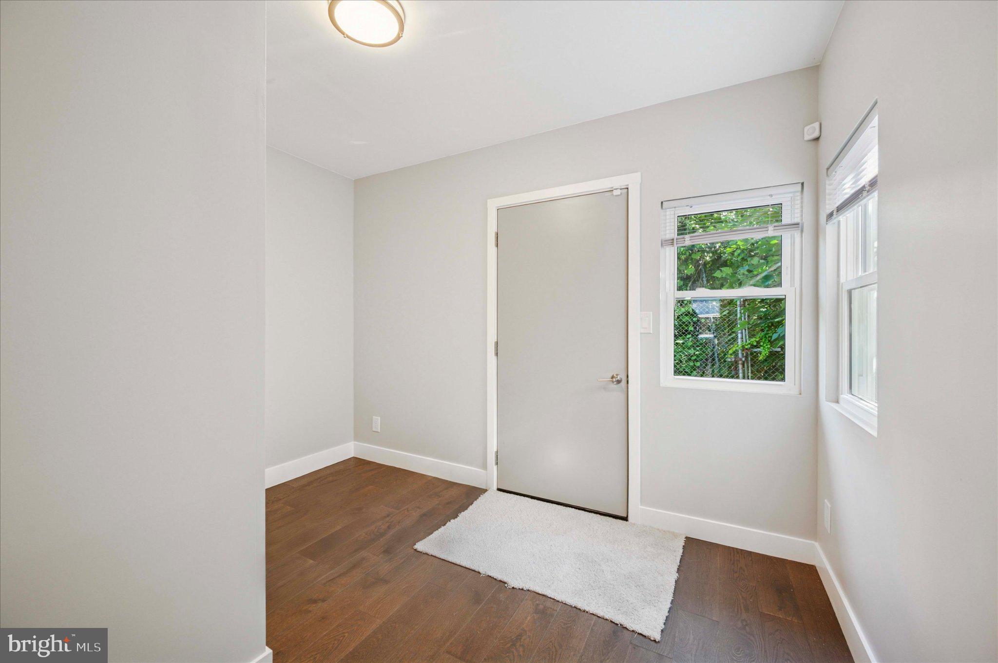 PHILADELPHIA - Residential