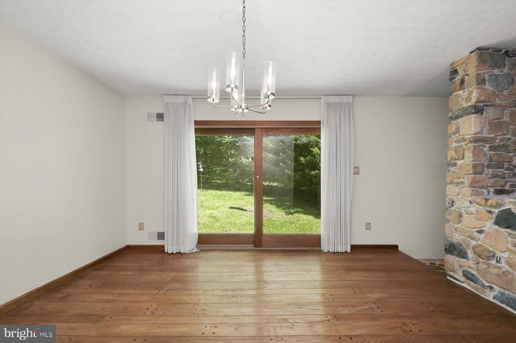 HAVILAND HILLS - Residential