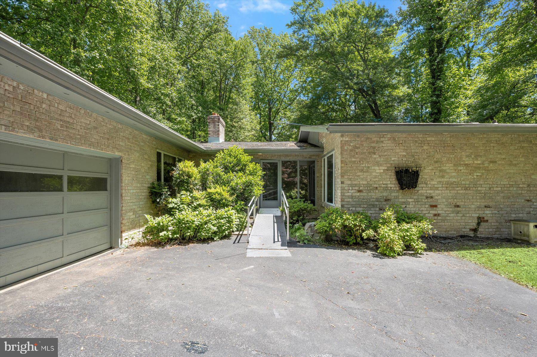 HAVILAND HILLS - Residential