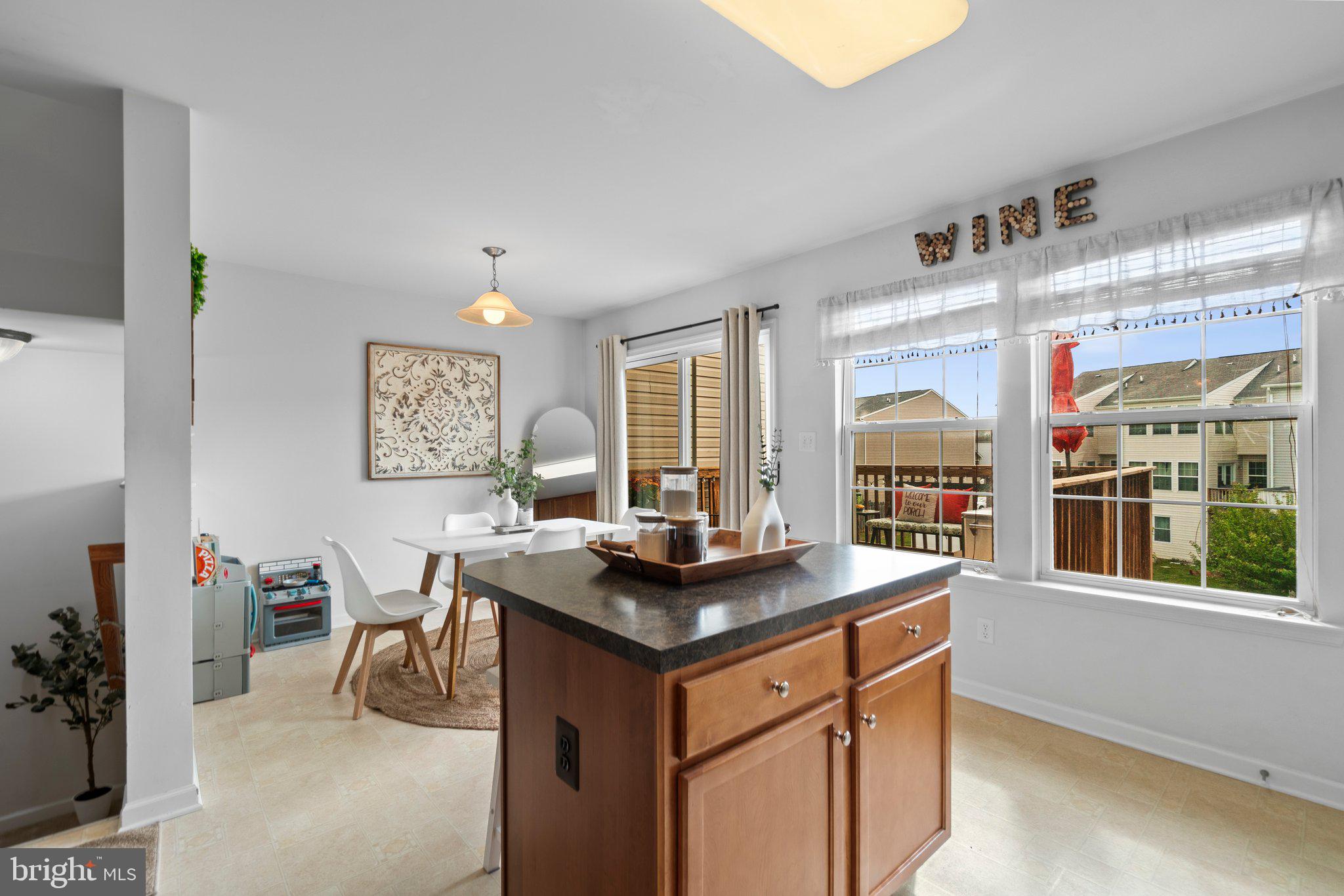 MANOR PARK - Residential