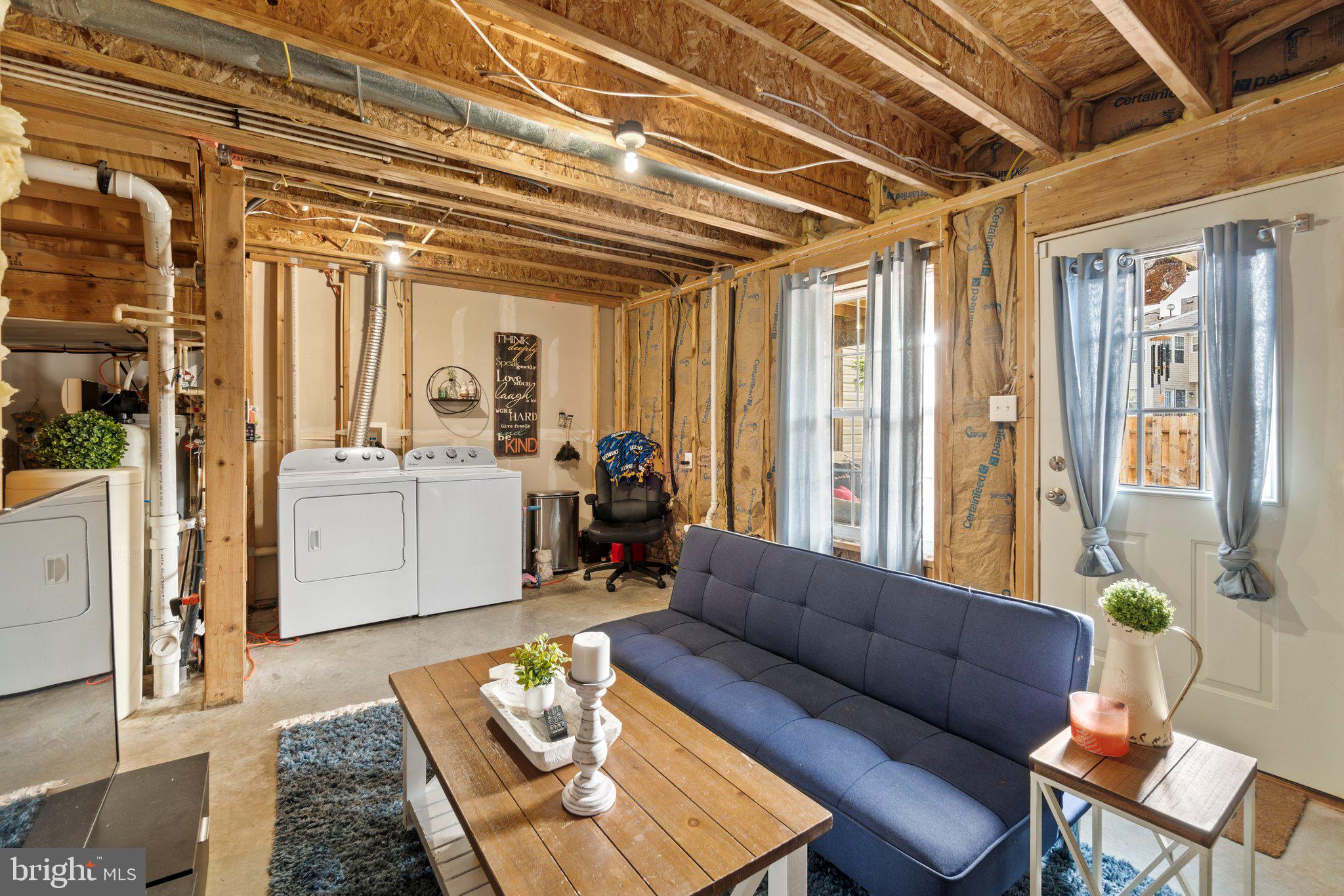 MANOR PARK - Residential