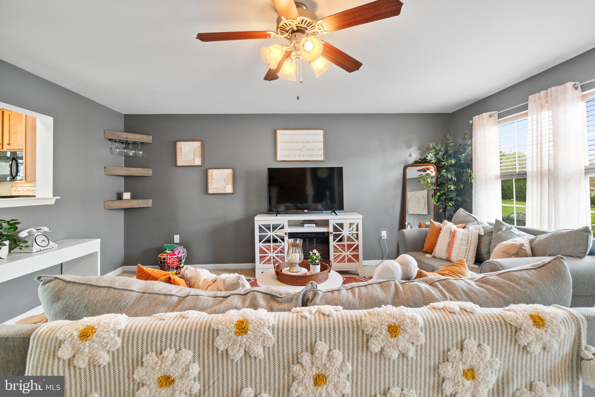 MANOR PARK - Residential