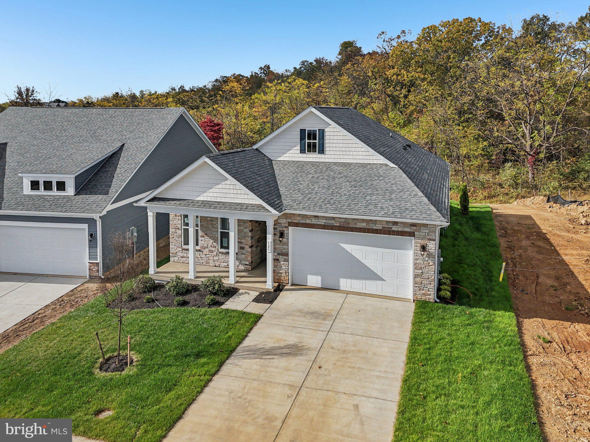 WILLOW RUN - Residential