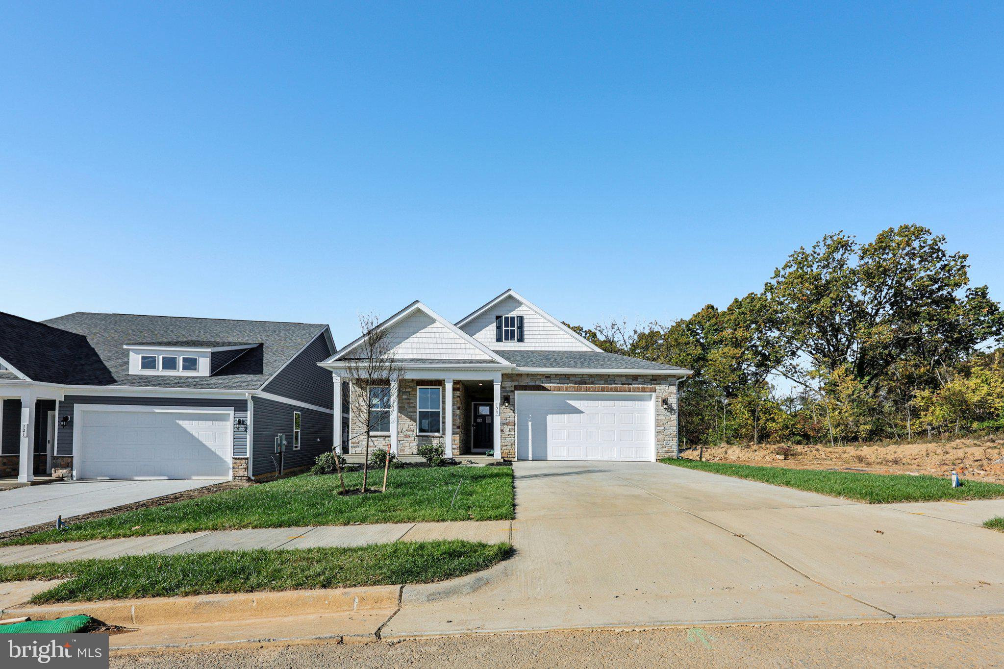 WILLOW RUN - Residential