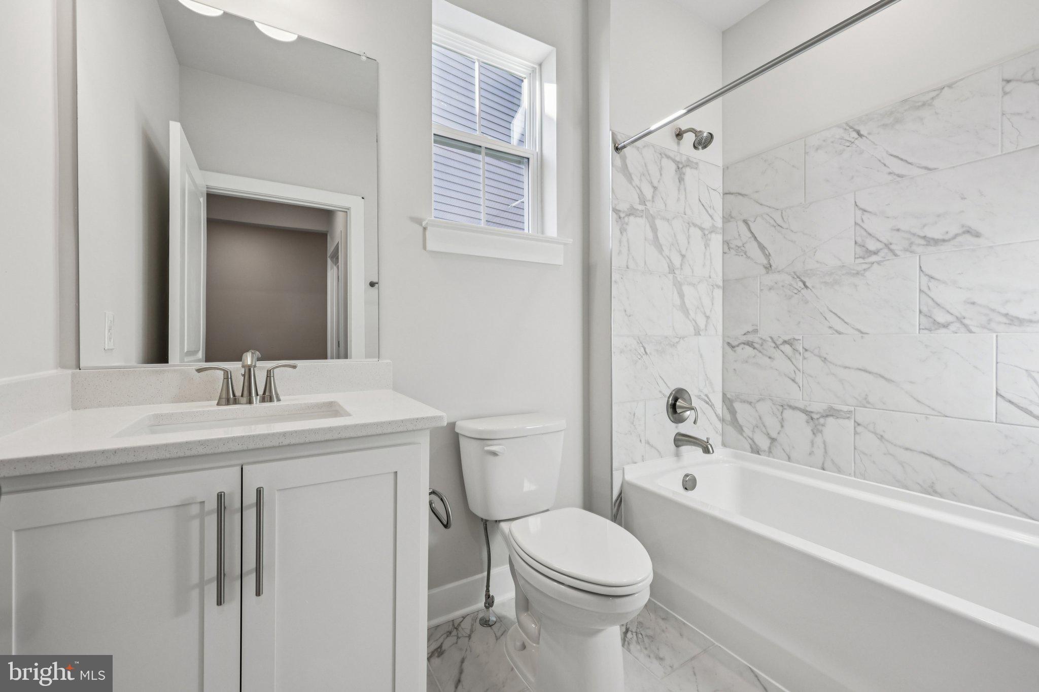 WILLOW RUN - Residential