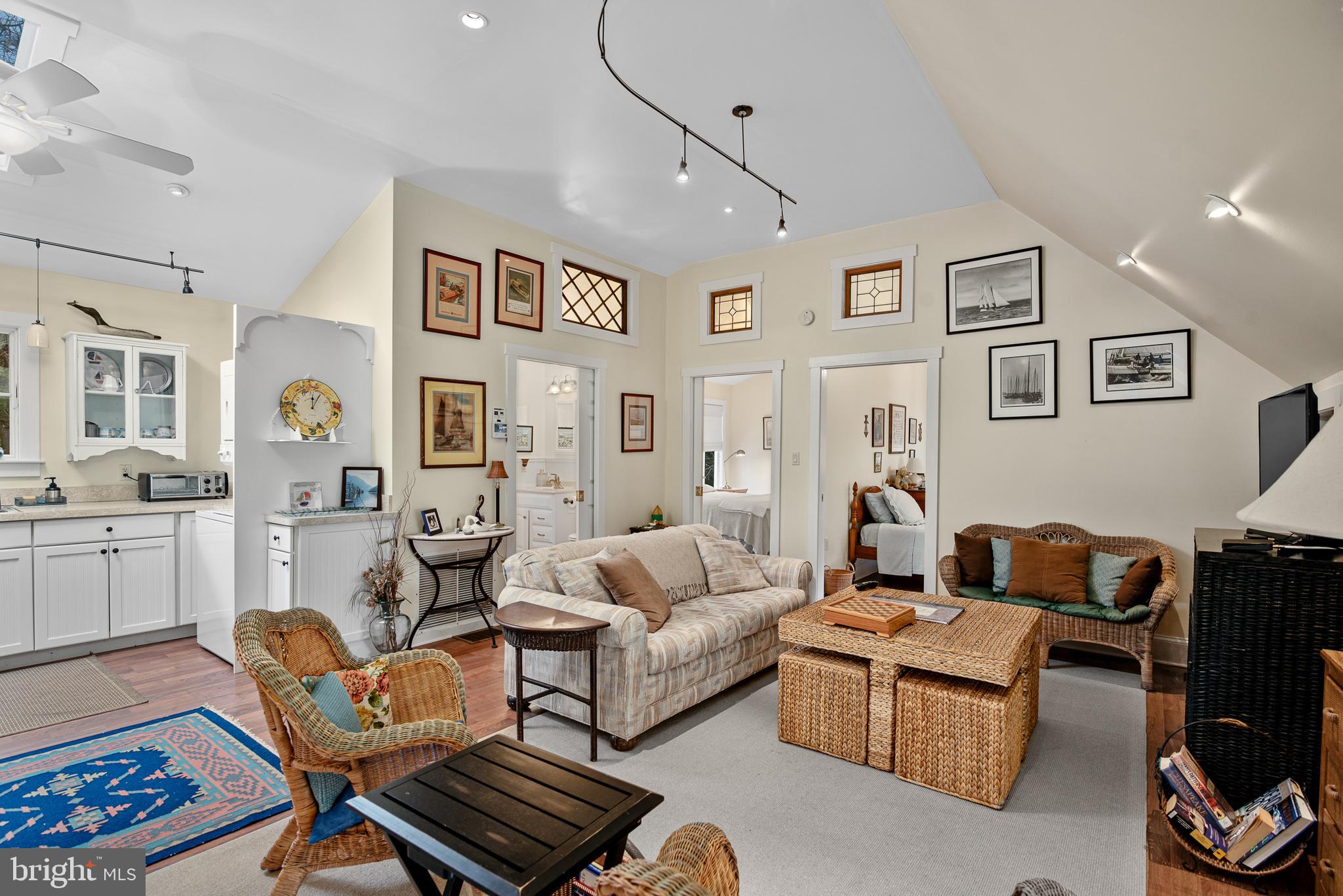 RAYS POINT - Residential