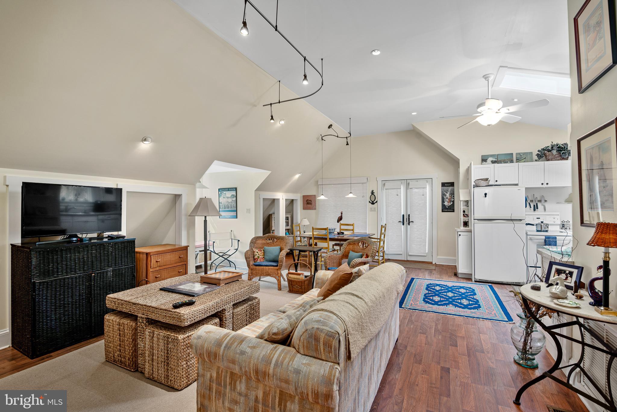 RAYS POINT - Residential