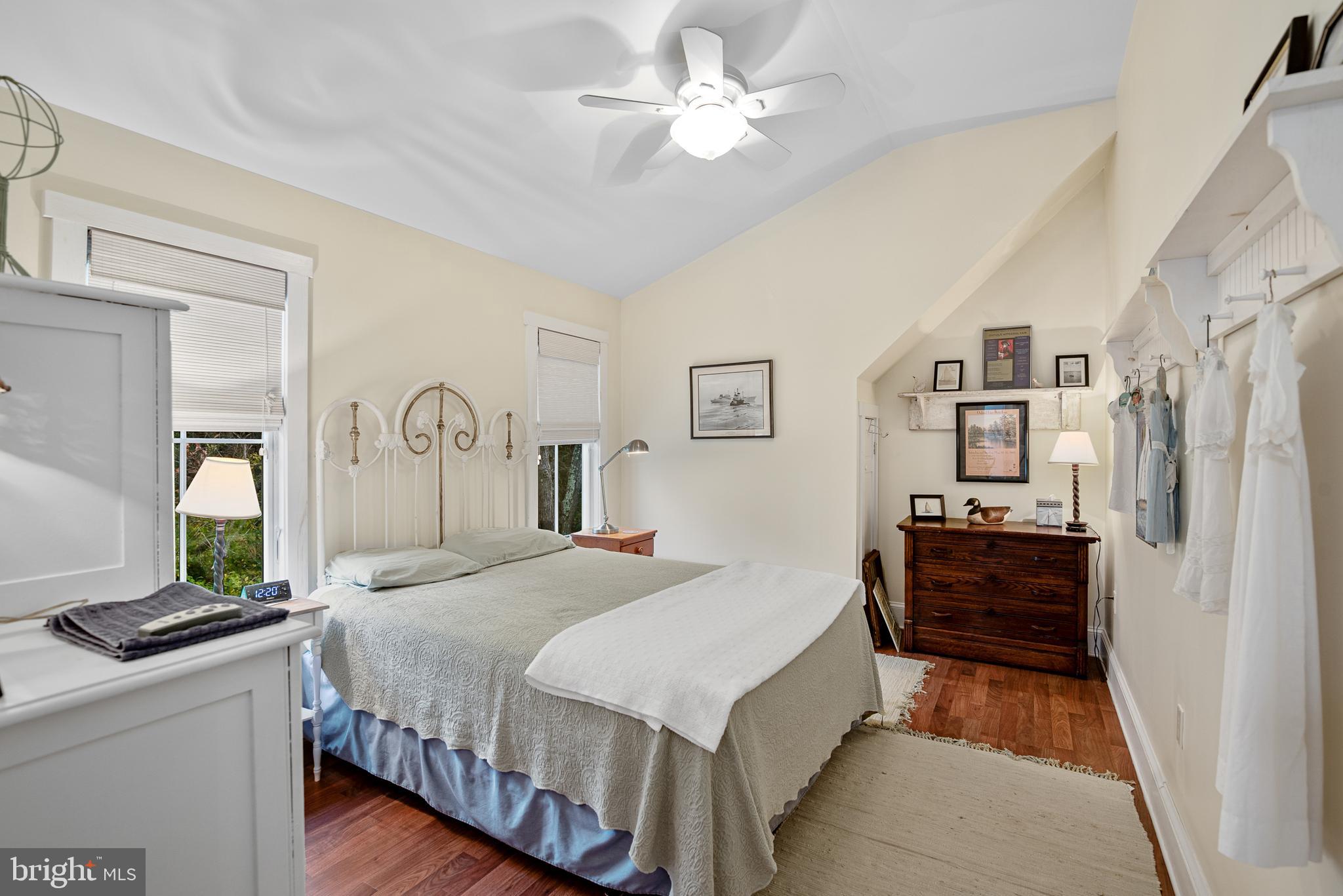 RAYS POINT - Residential