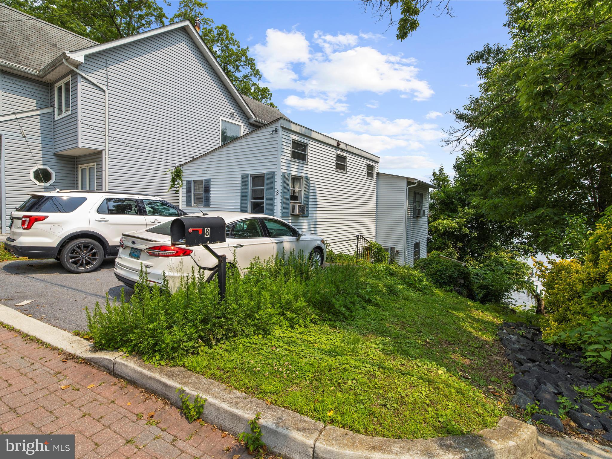 8 SHORE WALK ROAD