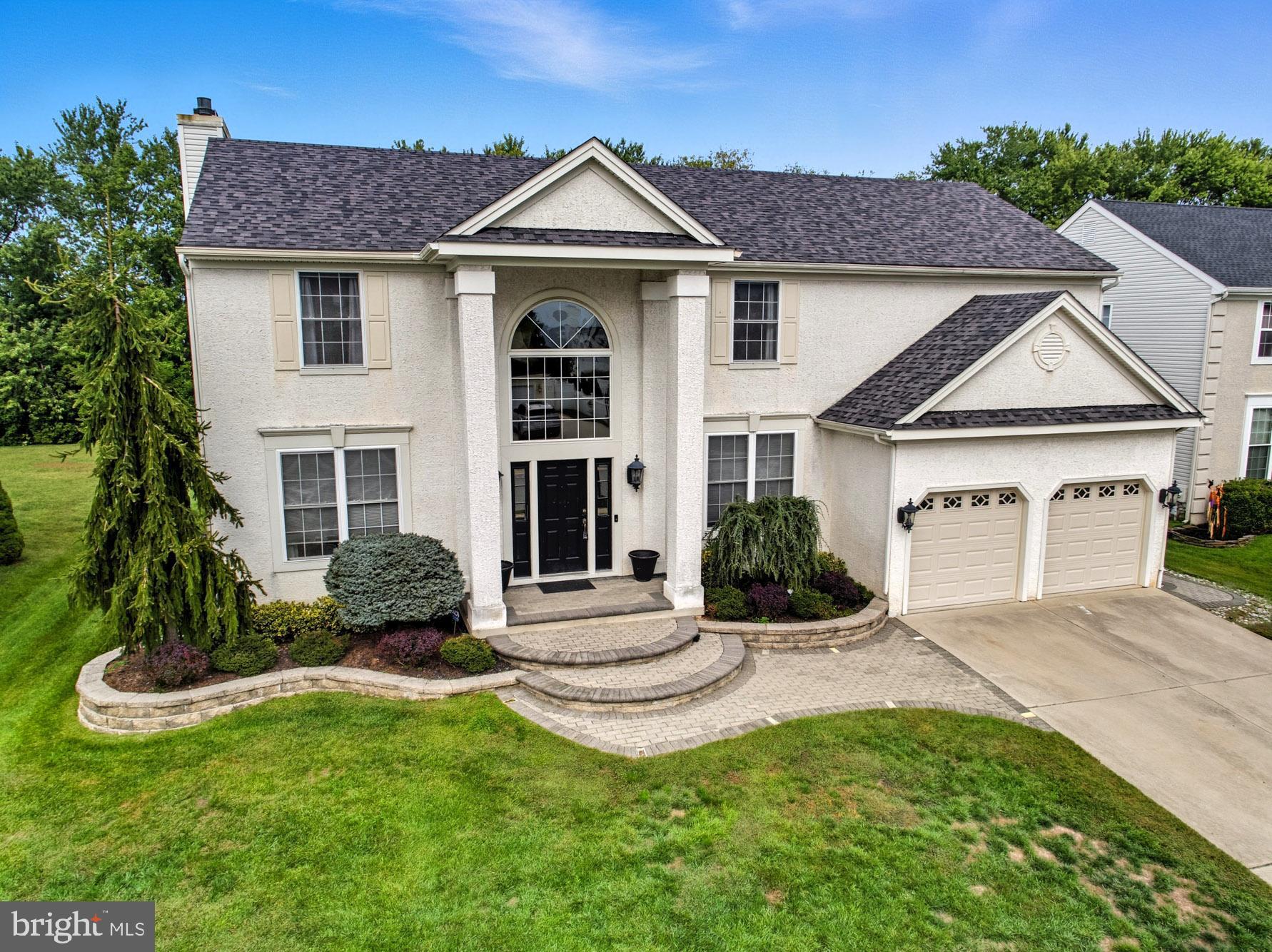 HUNTERS CHASE - Residential