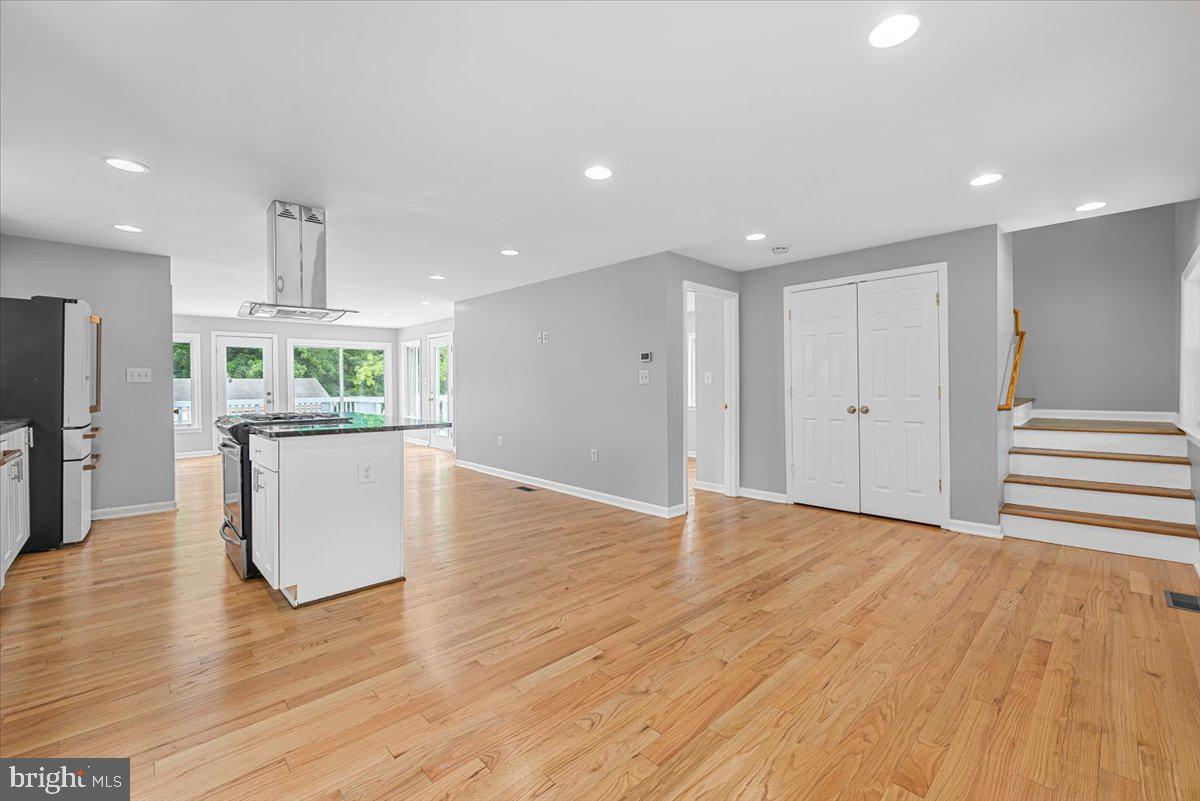 17709 NORWOOD ROAD
