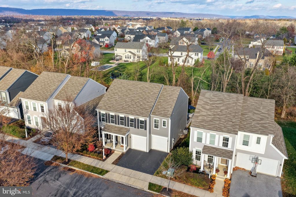 Photo of 86 Hoke Farm Way, MECHANICSBURG, PA 17050 (MLS # PACB2048956)