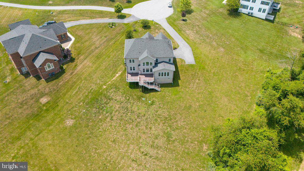 555 PARKLAND ROAD