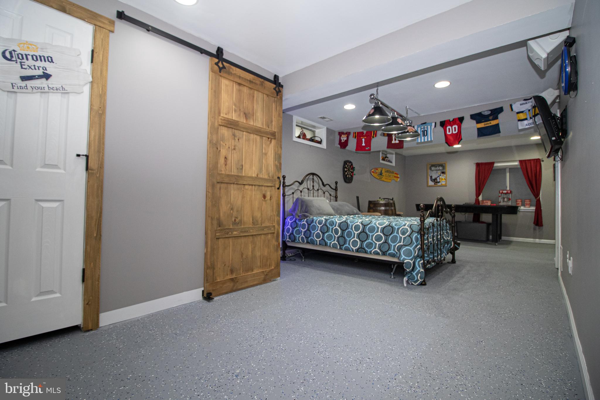 PEACHTREE EAST - Residential