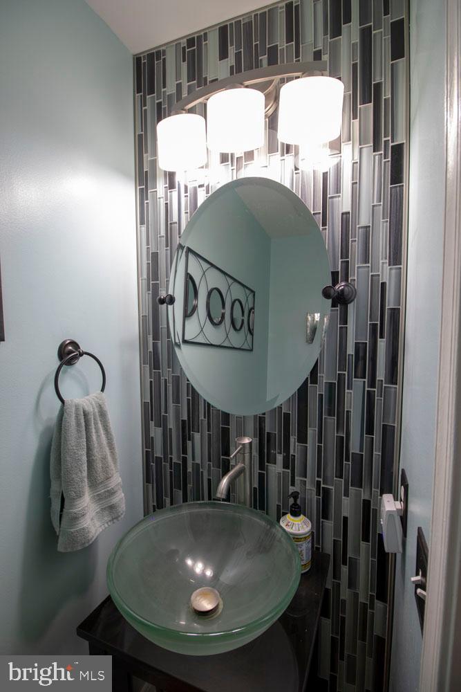 PEACHTREE EAST - Residential