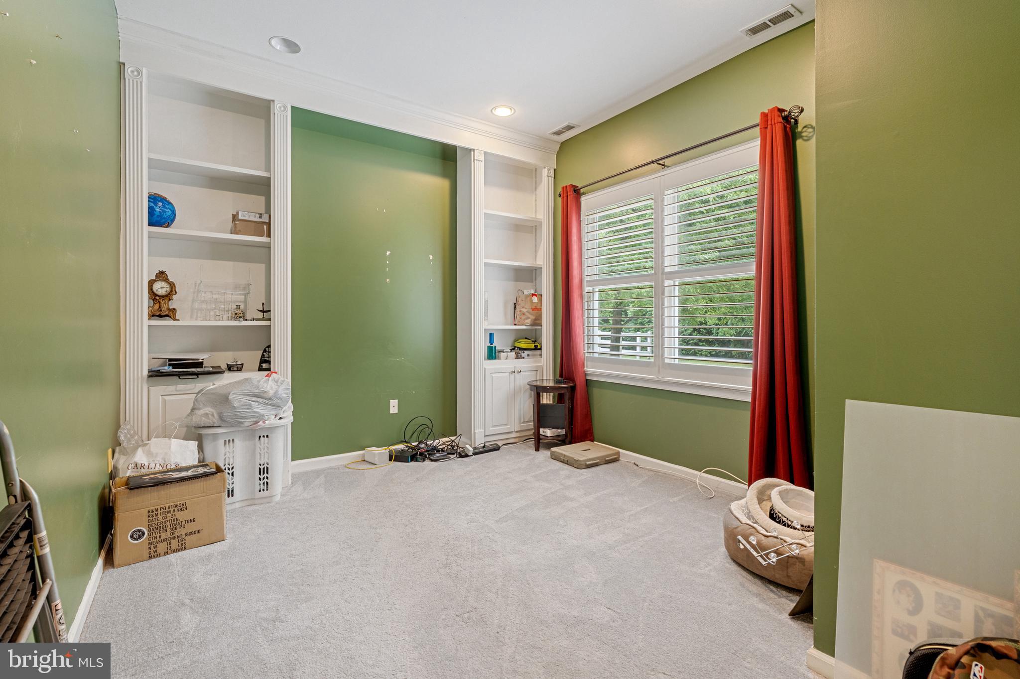 COLD SPRING HUNT - Residential