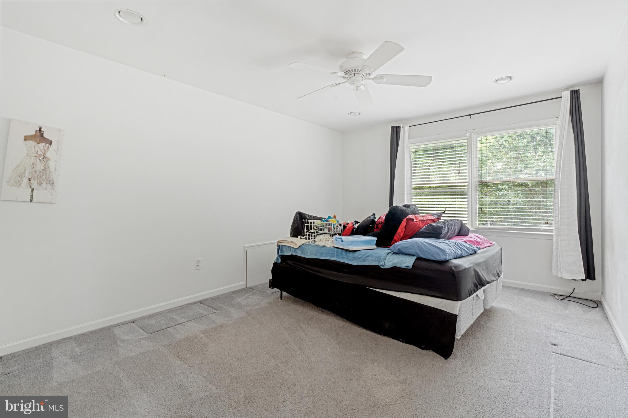COLD SPRING HUNT - Residential