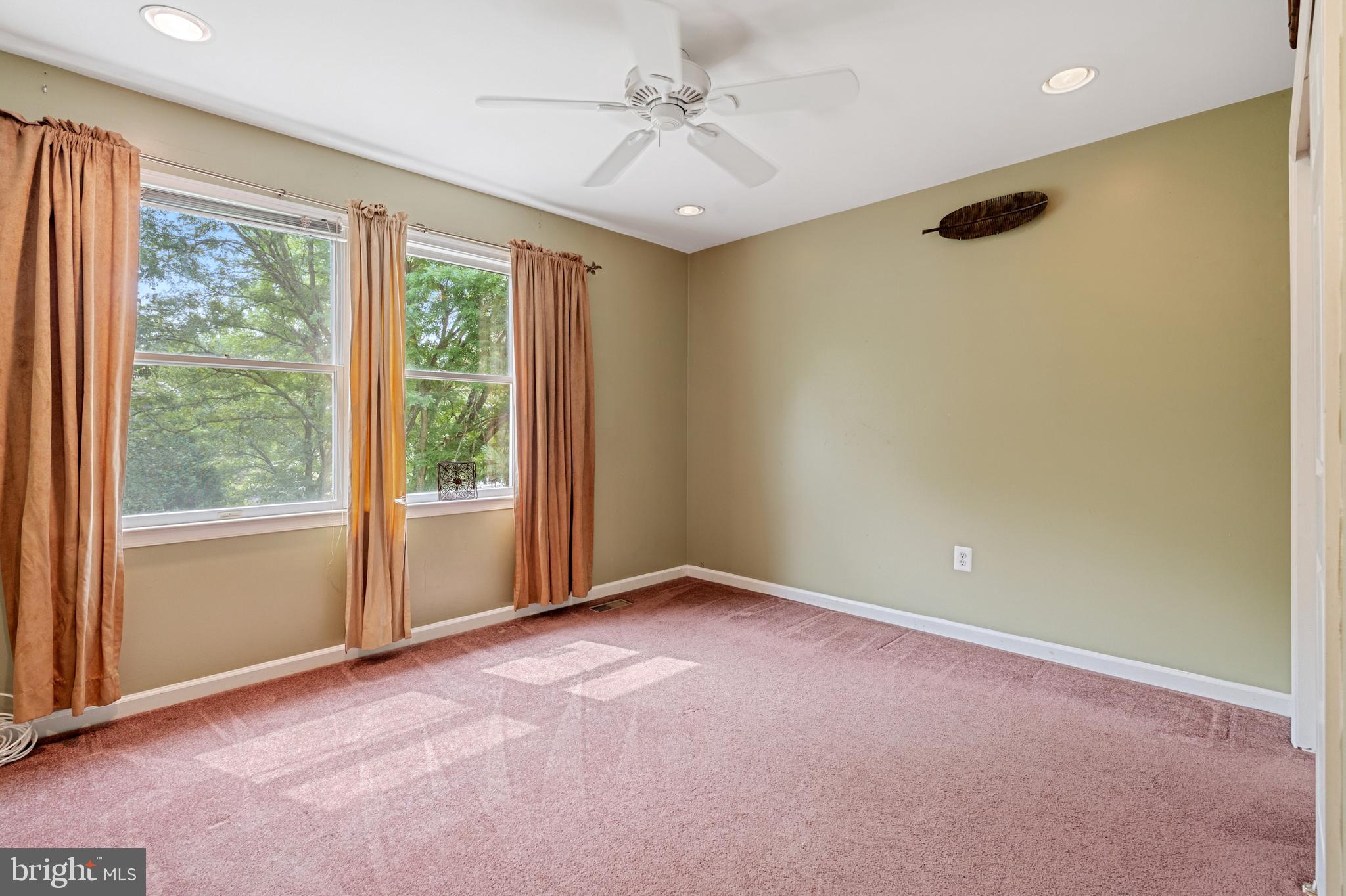 COLD SPRING HUNT - Residential