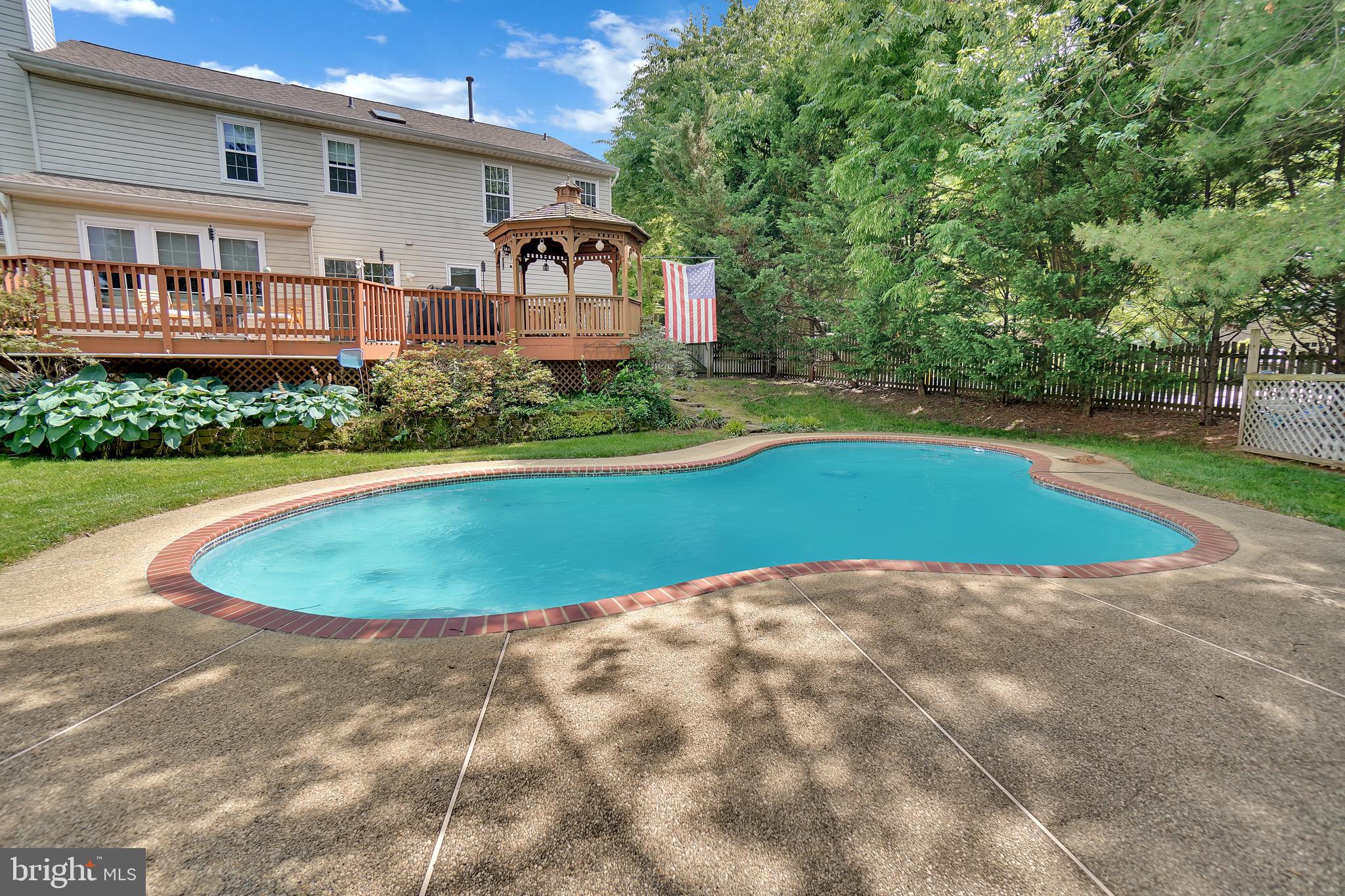 CHAPMAN FARM - Residential