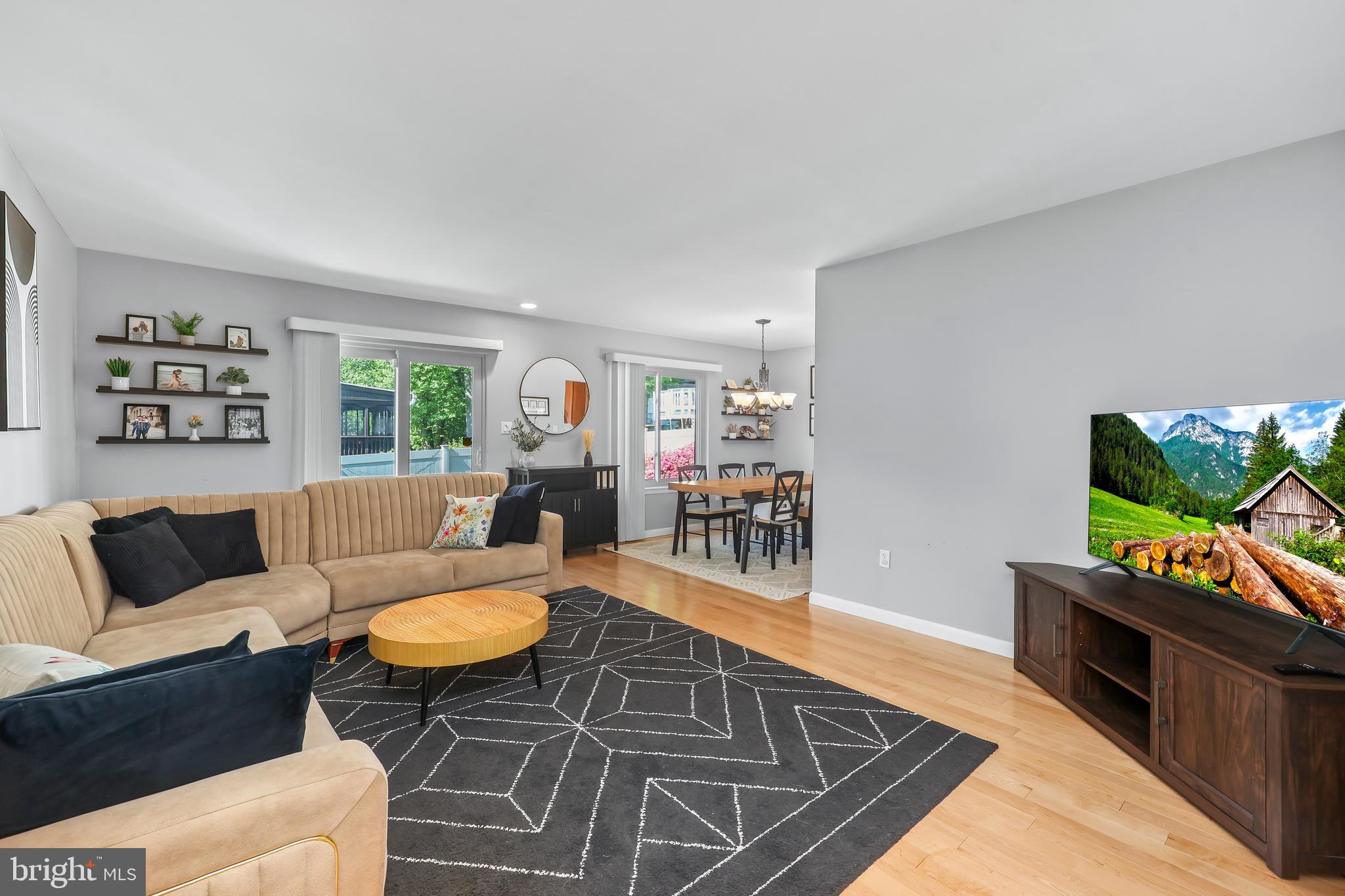 9511 VANDOLA COURT