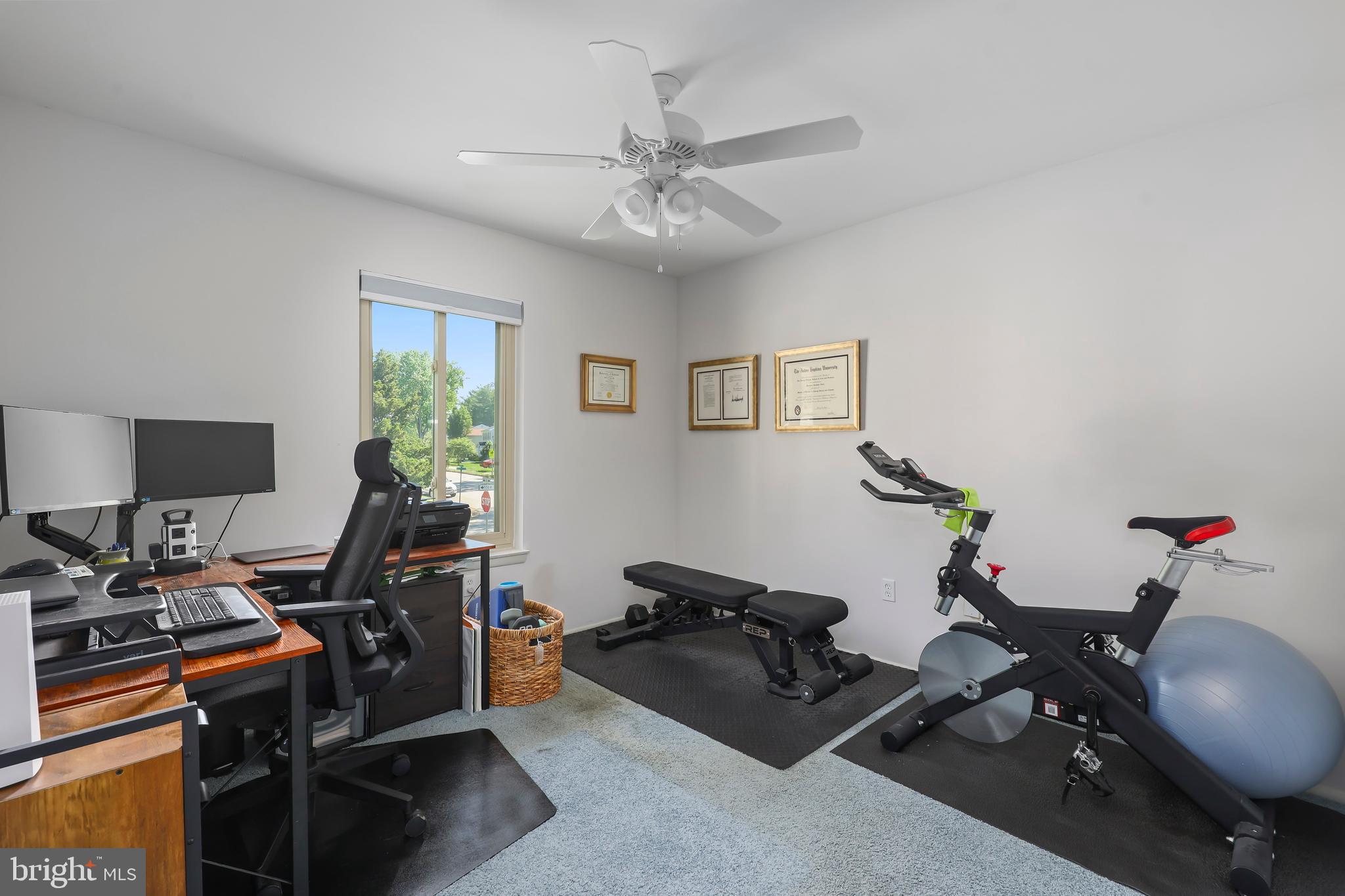 BENT TREE - Residential