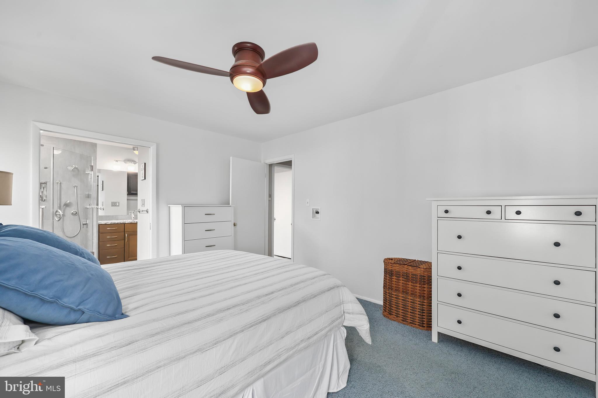 BENT TREE - Residential