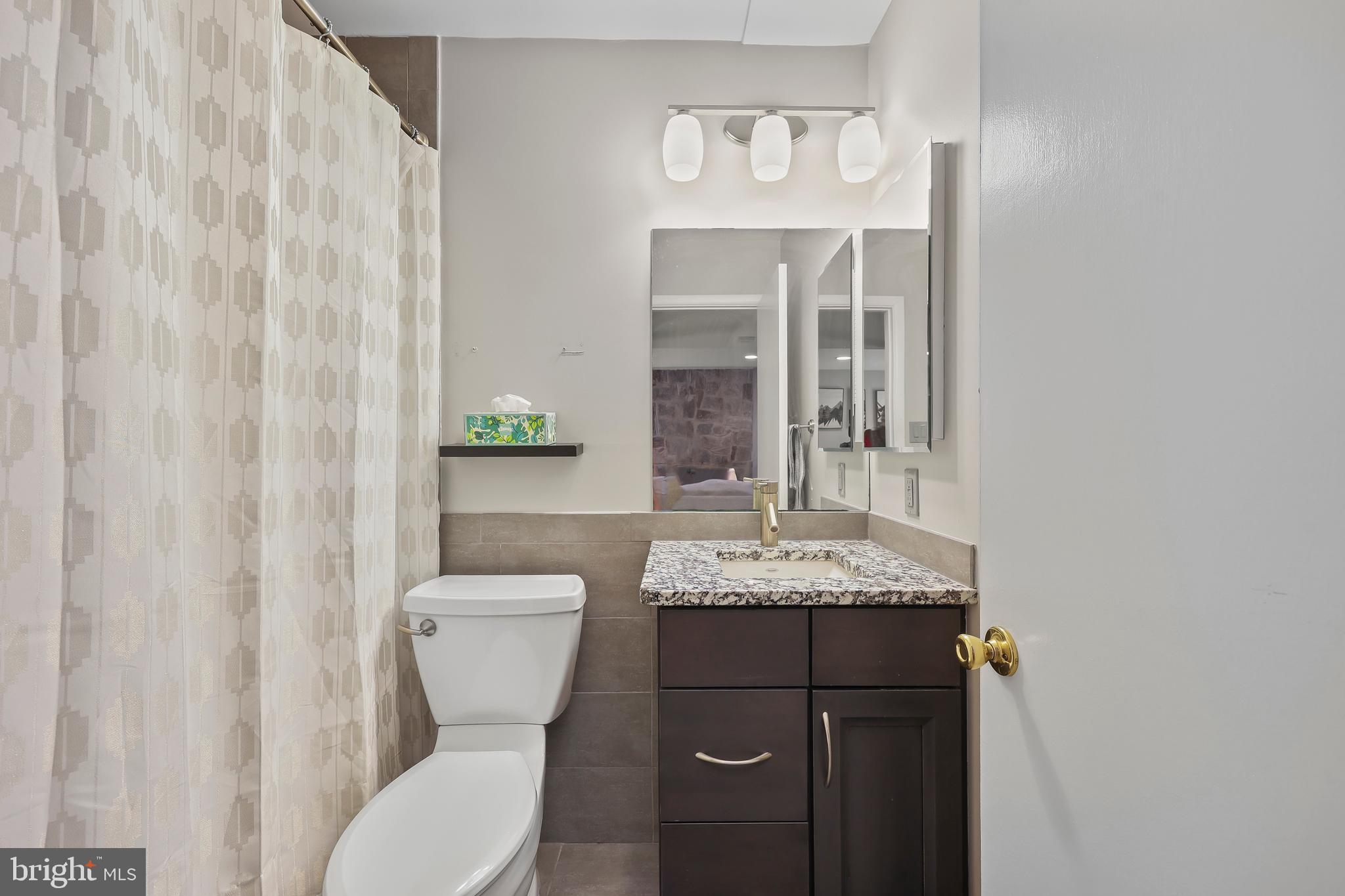 BENT TREE - Residential