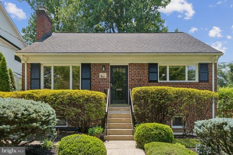 4414 WESTBROOK LANE KENSINGTON MD 20895