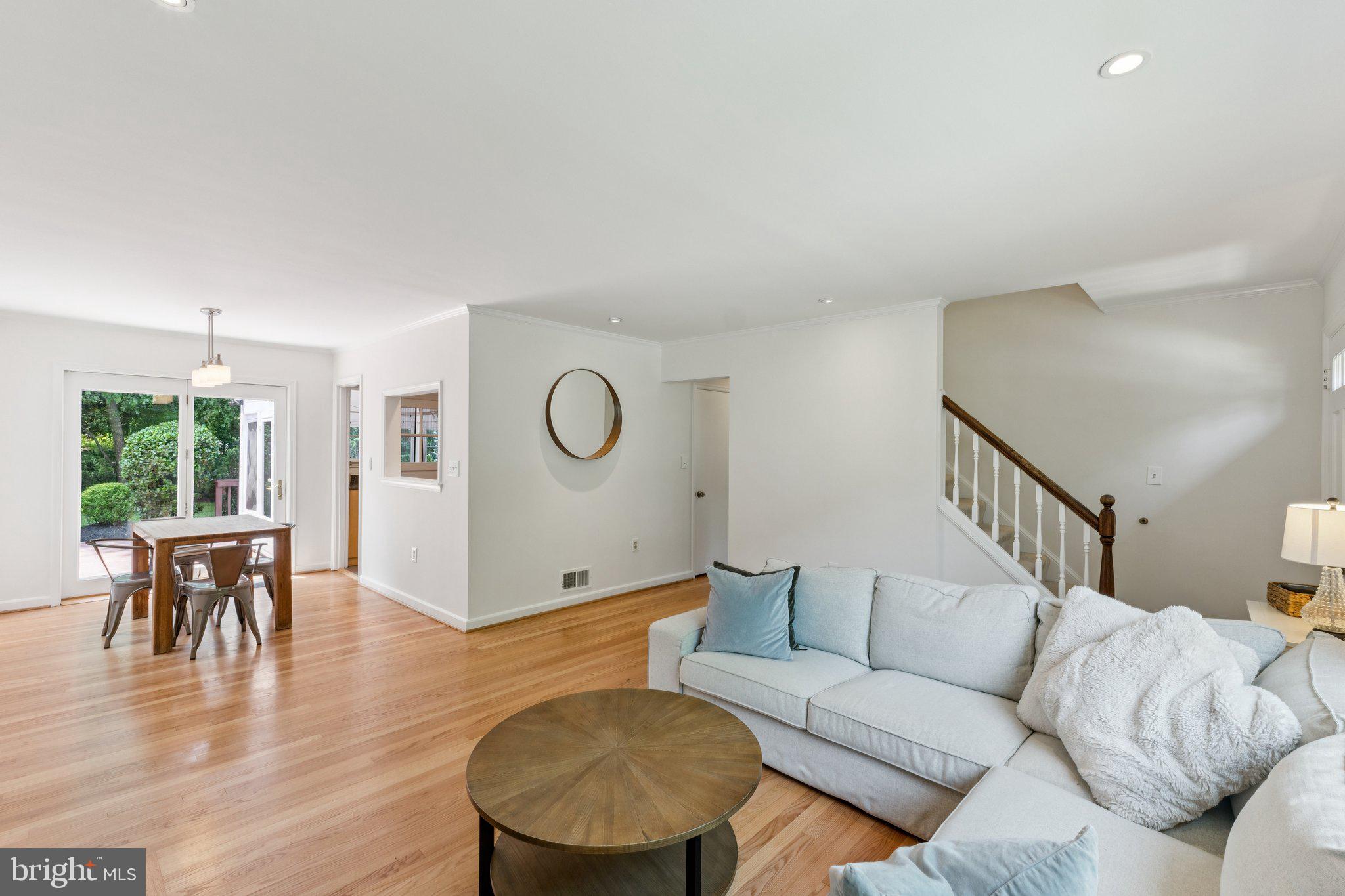 4414 WESTBROOK LANE