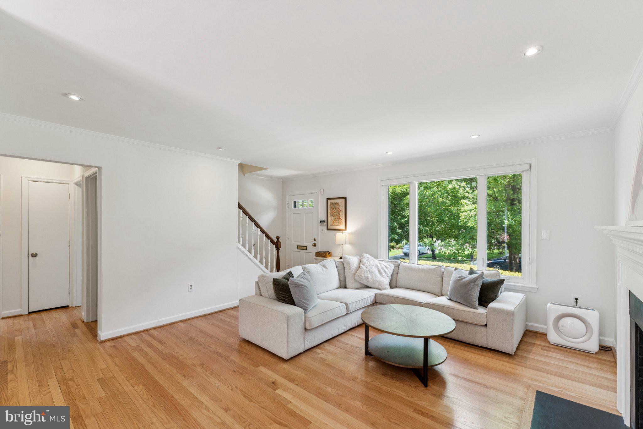 4414 WESTBROOK LANE