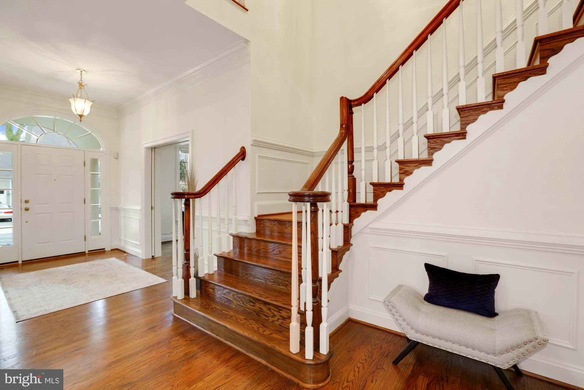 CHEVY CHASE COMMONS - Residential