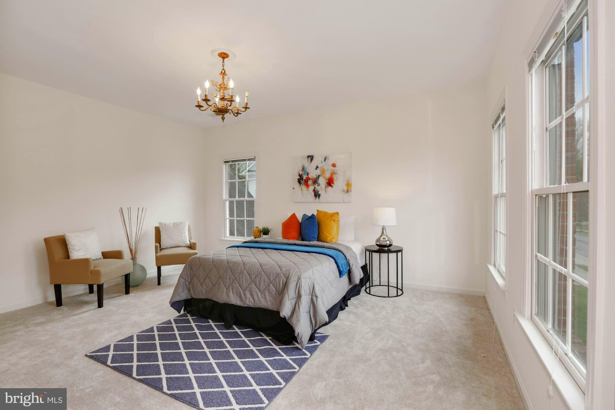 CHEVY CHASE COMMONS - Residential