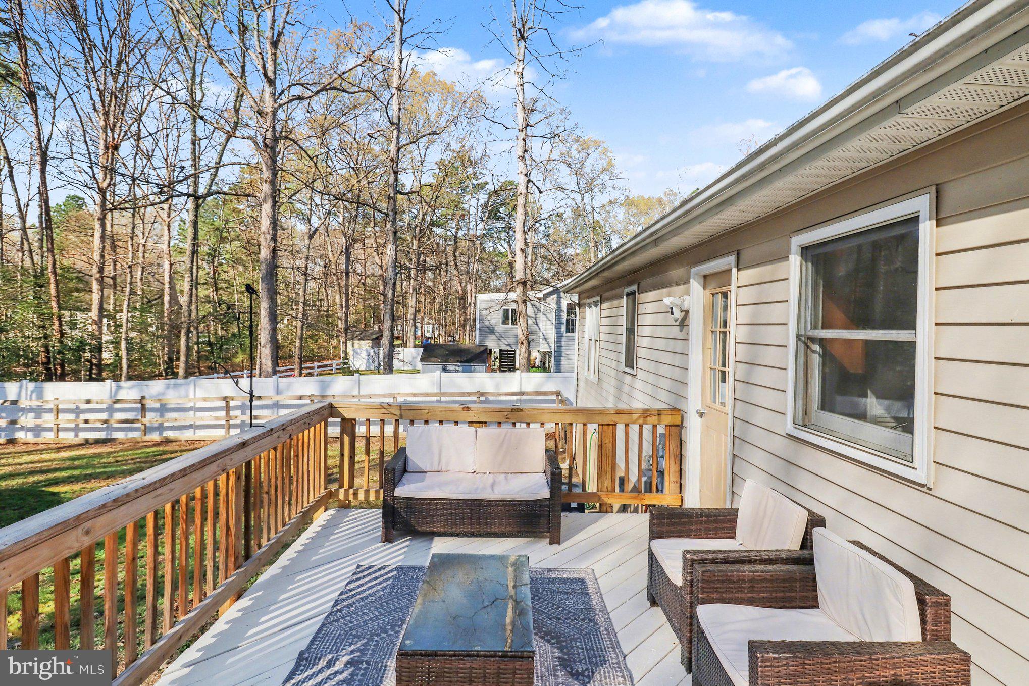 LAKE LAND OR - Residential