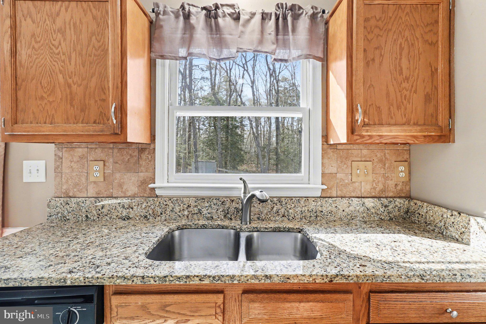 LAKE LAND OR - Residential