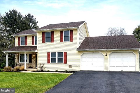 4109 LISA DRIVE HARRISBURG PA 17112