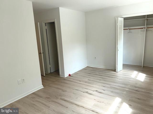 LONDON TOWNE - Residential