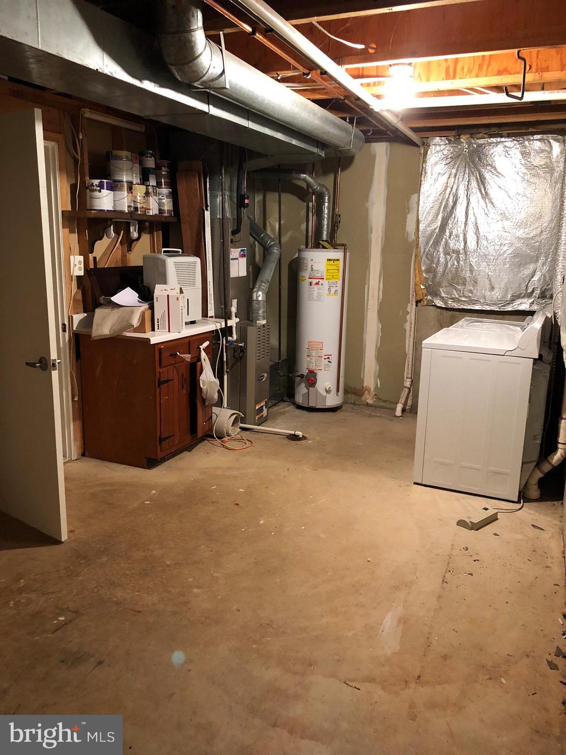 BRAXTON - Residential Lease