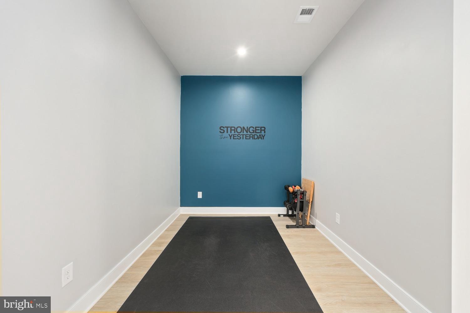 POTOMAC SHORES - Residential