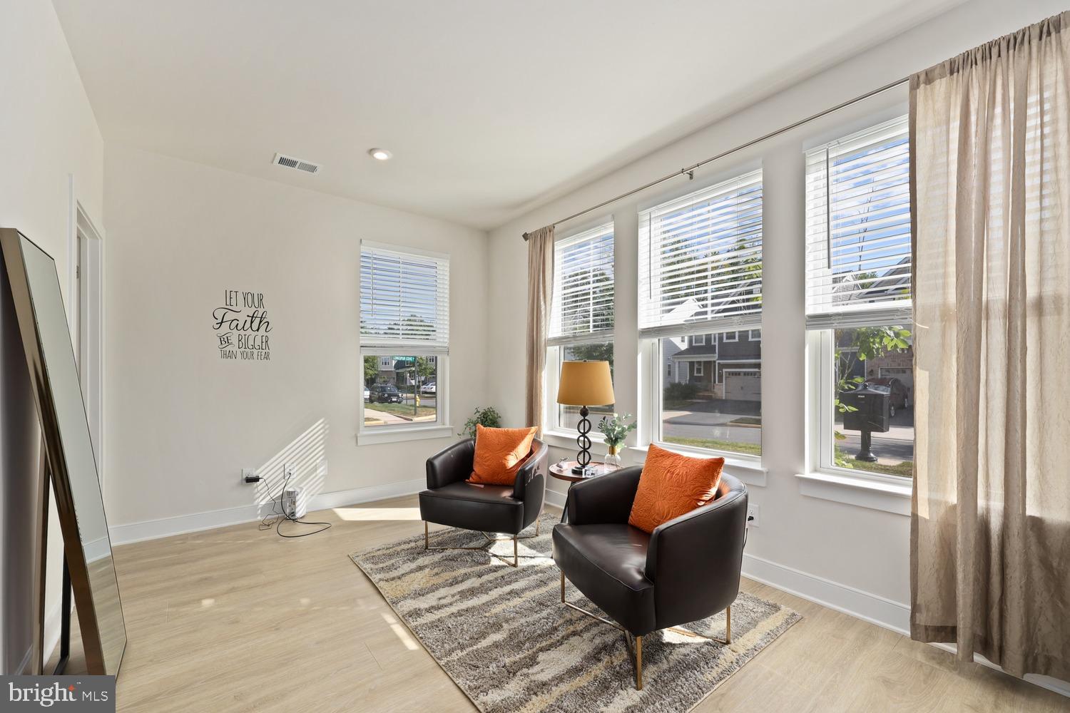 POTOMAC SHORES - Residential