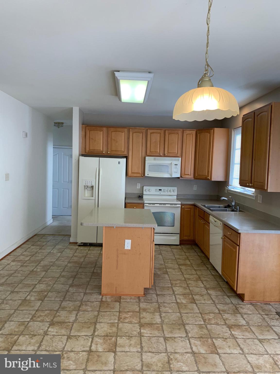 HUNTERS BROOKE - Residential