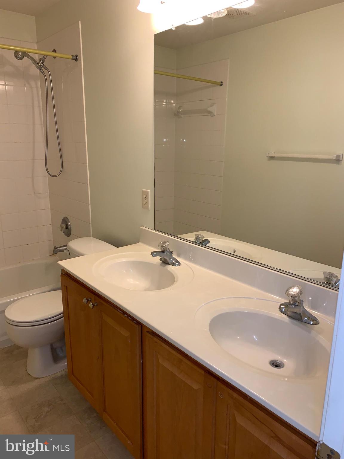 HUNTERS BROOKE - Residential