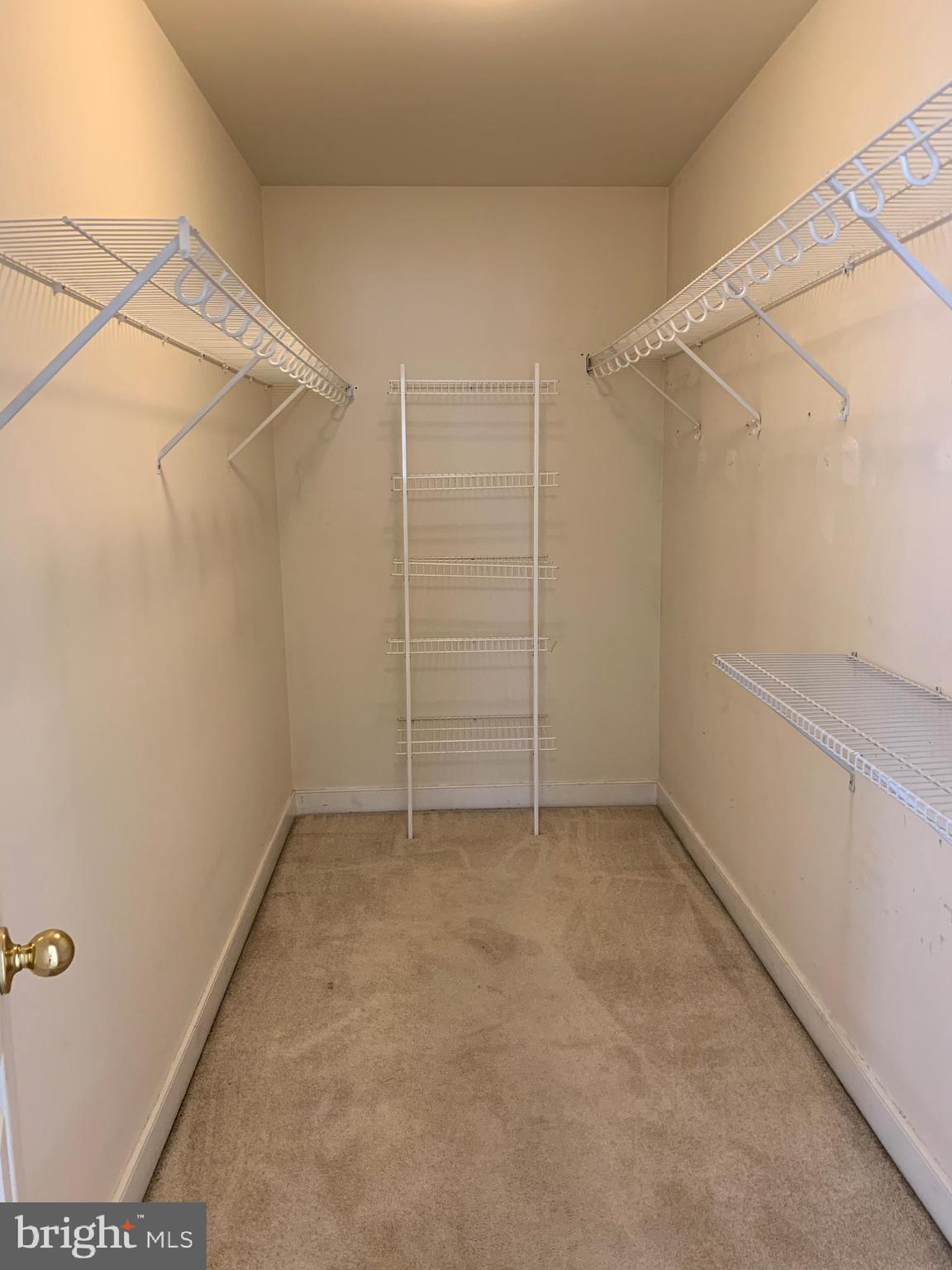 HUNTERS BROOKE - Residential