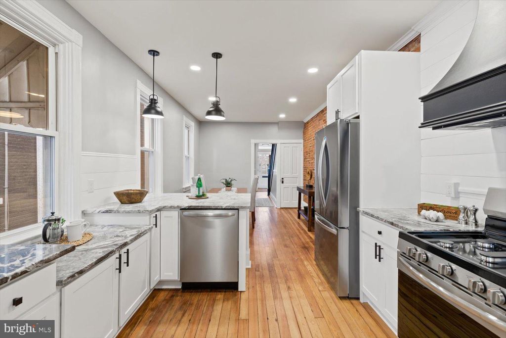 Photo of 444 E ORANGE ST, LANCASTER, PA 17602 (MLS # PALA2034260)